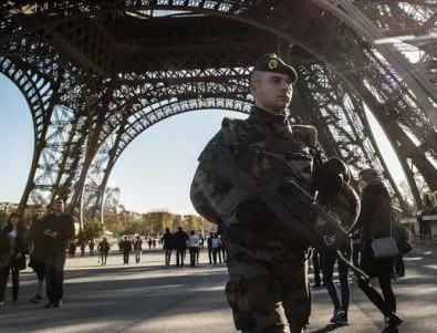 Париж удължи до края на ноември забраната за провеждането на демонстрации