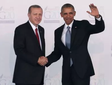 Обама обеща да помогне на Турция да осъди отговорните за преврата