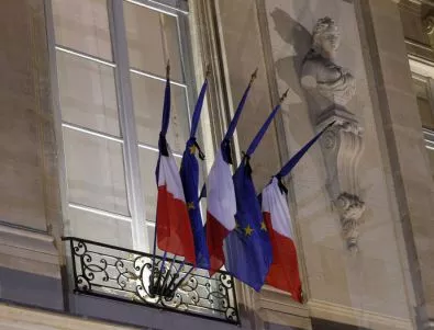 3 месеца остава извънредното положение във Франция