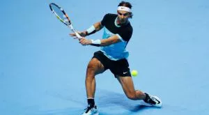 Надал се справи лесно с разпиления Вавринка на старта в Лондон