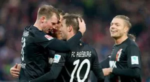 Аугсбург съсипа Щутгарт на неговия стадион