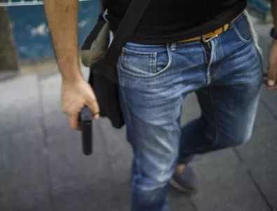Тревога в Европа заради нов американски пистолет, приличащ на смартфон