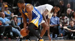 Голдън Стейт е на победа от влизане в историята