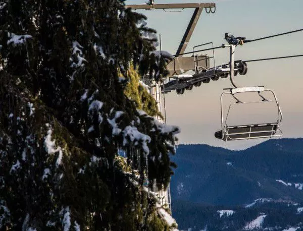 Затварят временно ски зоната край Чепеларе заради липсата на сняг