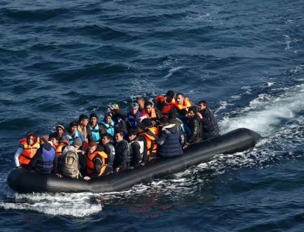 Над 4600 мигранти са спасени във водите край Либия за три дни