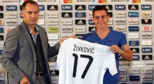 Борусия (Д) плаща 2,5 млн. за съотборник на Божинов