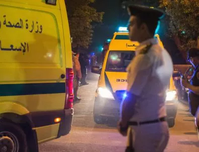 Атака над нощен клуб в Кайро уби 16 и рани 3