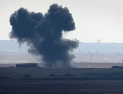 Военен самолет се разби в Сирия на границата с Турция* (ВИДЕО)