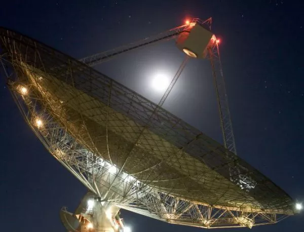 Телескоп е уловил загадъчни сигнали
