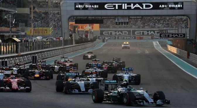 Формула 1 приключи за 2015 година с нов безапелационен успех на Мерцедес