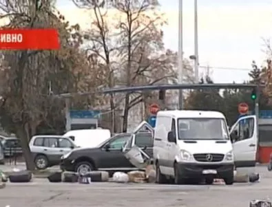 Собственикът на буса от Терминал 1 видял колата си по новините и се върнал в София