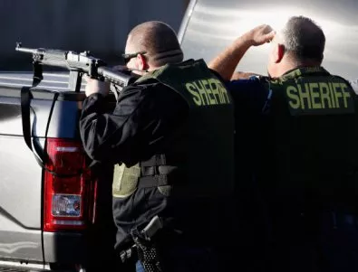 В Далас полудяха - снайперисти убиха четирима полицаи (ВИДЕО)