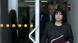 Държавата подаде ръка на "Овергаз" в труден момент, заяви Петкова