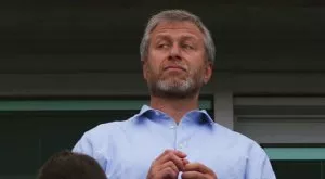 Роман Абрамович се опълчва на китайските магнати