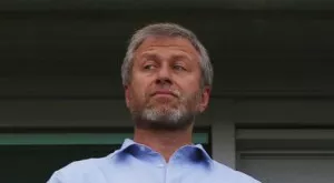 Подновяването на визата на собственика на Челси е било отказано