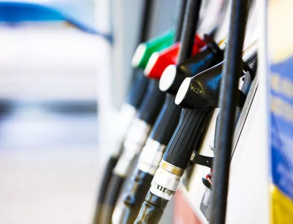 Марешки: Защо горивата продължават да са с марж от 40-50 стотинки?