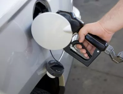 В ОАЕ литър бензин е по-евтин от литър вода