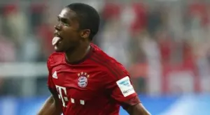 Дъглас Коста продължава кариерата си в Мексико?