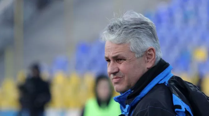 Стойчо Стоев преговаря с гръцки тим