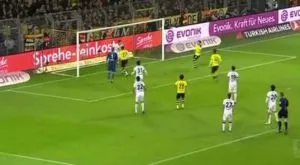 ВИДЕО: Всеки прави пропуски, но никой такива като този ас на Борусия