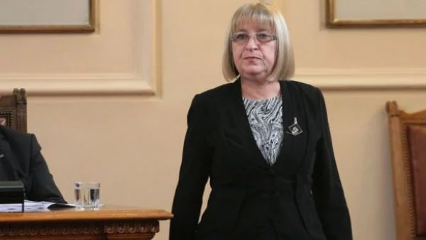 Цачева прати в Брюксел декларацията на НС за блокадата