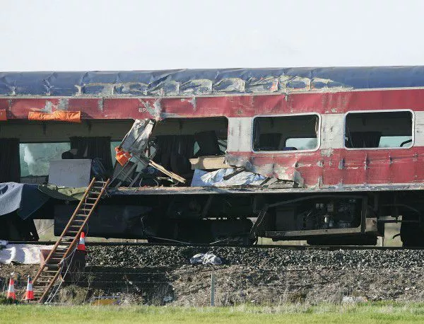 Влакова катастрофа в Германия взе човешки жертви
