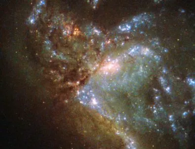 Как изглежда новородена галактика