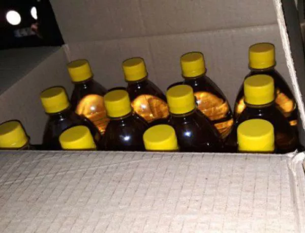 Откриха 2,5 тона алкохол, "маскирани" като олио 