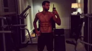 Стига криеници: Пипнаха Григор и Шерцингер да се целуват (СНИМКА)