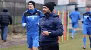 Привикаха Перота заради бума на контузени в "Левски"