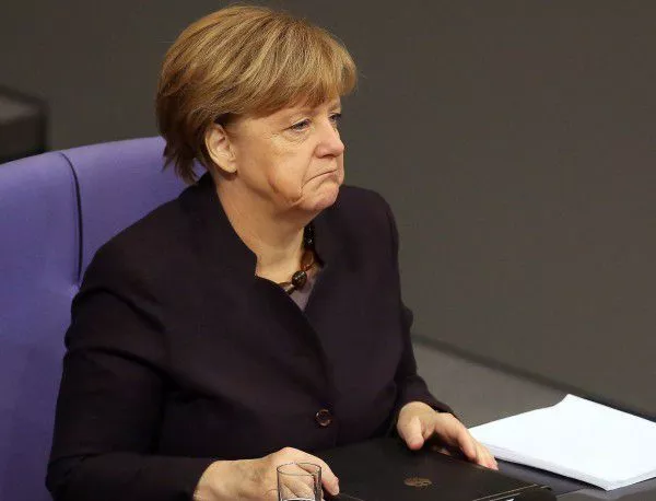 Меркел се обяви против намаляване на бежанския поток 