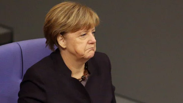 Меркел се обяви против намаляване на бежанския поток 