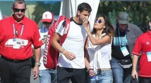 {{ otherArticle[0].article.title }}