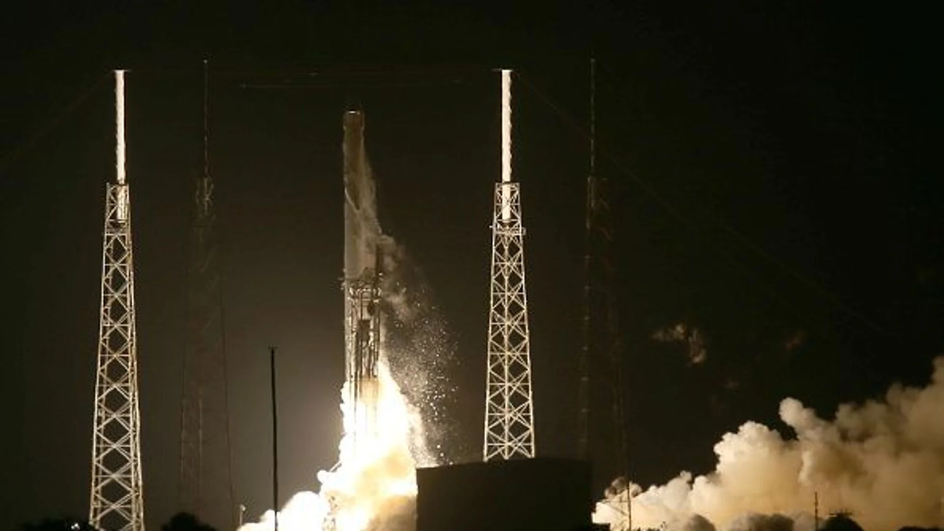 SpaceX изстреля първия военен шпионски сателит на Южна Корея (ВИДЕО)