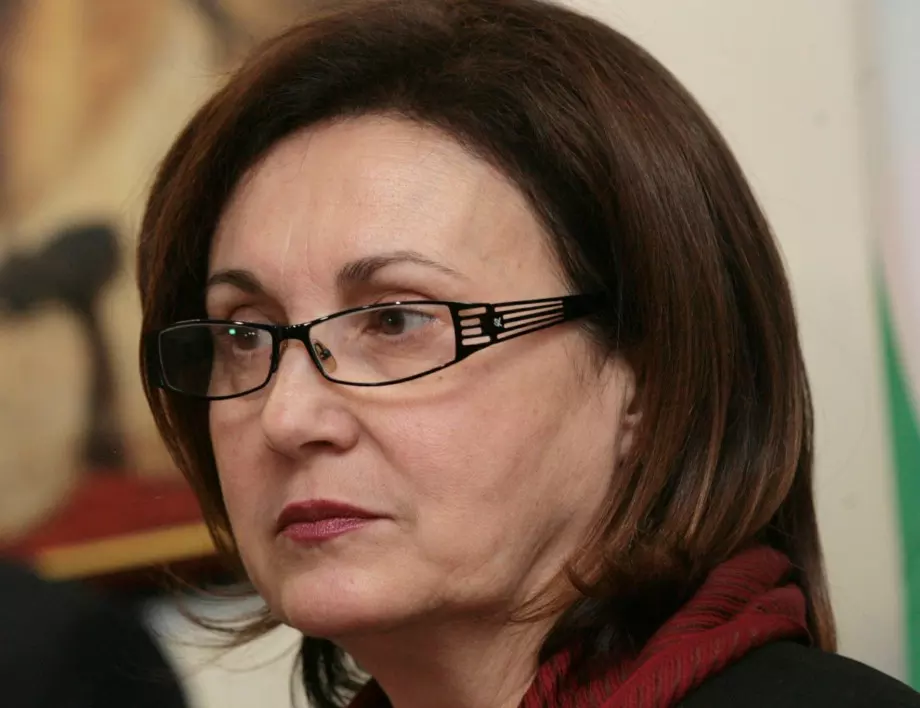 Румяна Бъчварова: Реформа в службите може да направи правителство с дълъг мандат