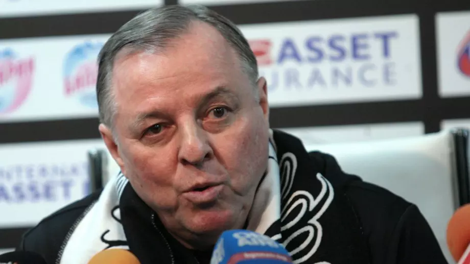 Александър Тарханов е изненадан, че Славия не е вкарала гол на Левски