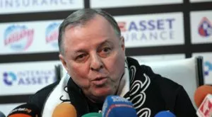 Руски тимове питат за трио от Славия