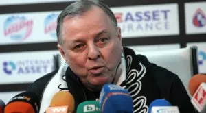 Венци Стефанов разкри ще гонят ли Тарханов след 0:4