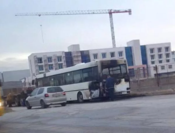 В Асеновград отново горя автобус на градския транспорт