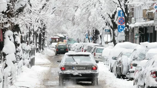 Солите за улиците в София започват да се изчерпват 