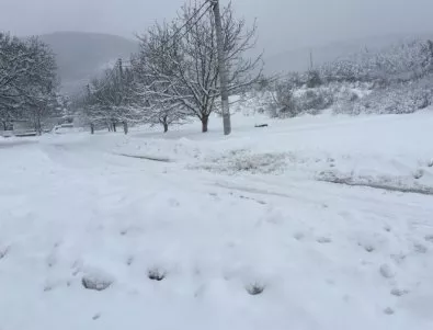 В Североизточна България поставят мрежи срещу снегонавявания 