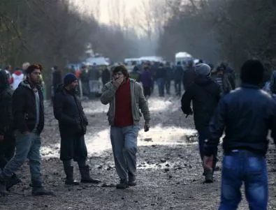Опасност от ефекта на доминото по Балканския маршрут: Страните затварят границите за бежанци