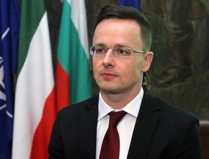 Унгария: Европейските страни трябва да отделят повече средства за НАТО