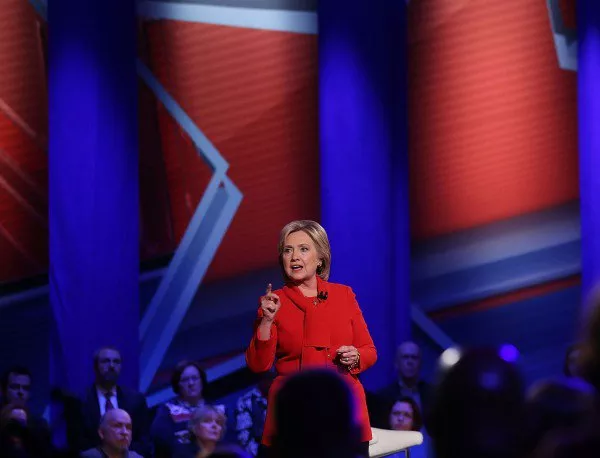 Клинтън прие номинацията на демократите и обеща да засили борбата с тероризма