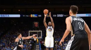 Голдън Стейт изравни рекорд на Чикаго Булс 