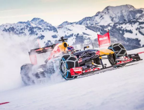 Вижте как Ред Бул сложи състезателна кола на снега