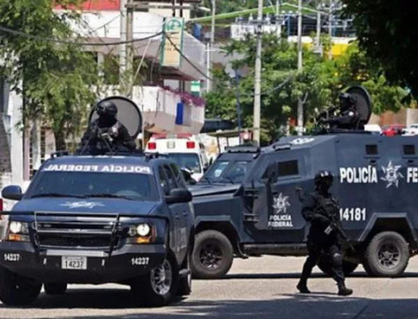 11 души и младоженци са убити на празник в Мексико
