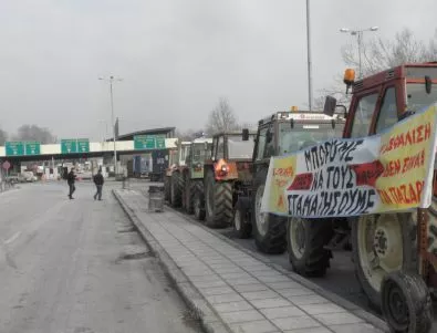 Парализиран трафик и километрични опашки на българо-гръцката граница