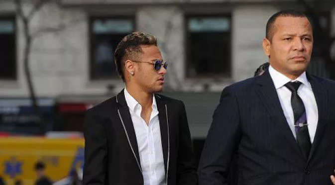 Конфискуваха самолета и яхтата на Неймар 