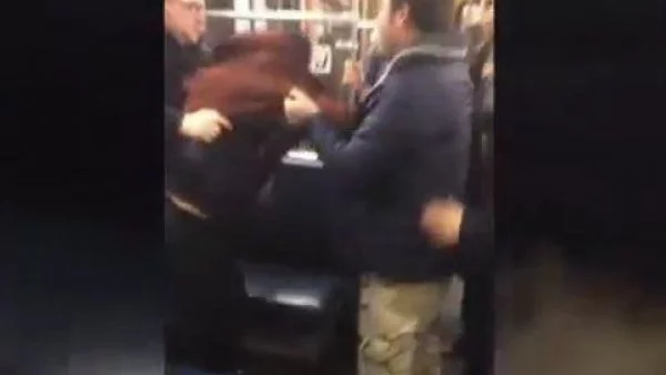 Мигранти нападнаха пенсионери в метрото на Мюнхен (ВИДЕО)